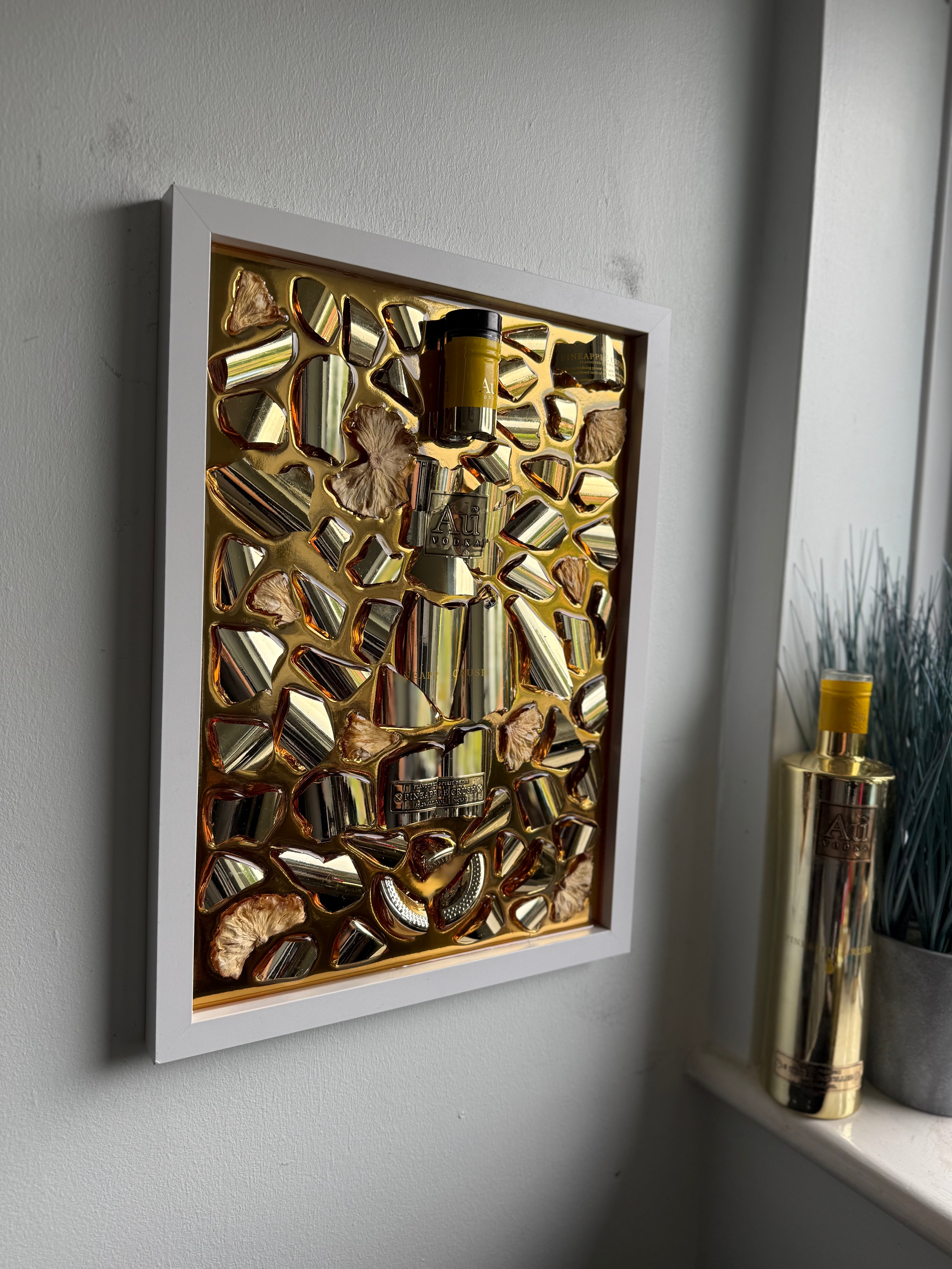 AU PINEAPPLE CRUSH Large White Frame Resin Art