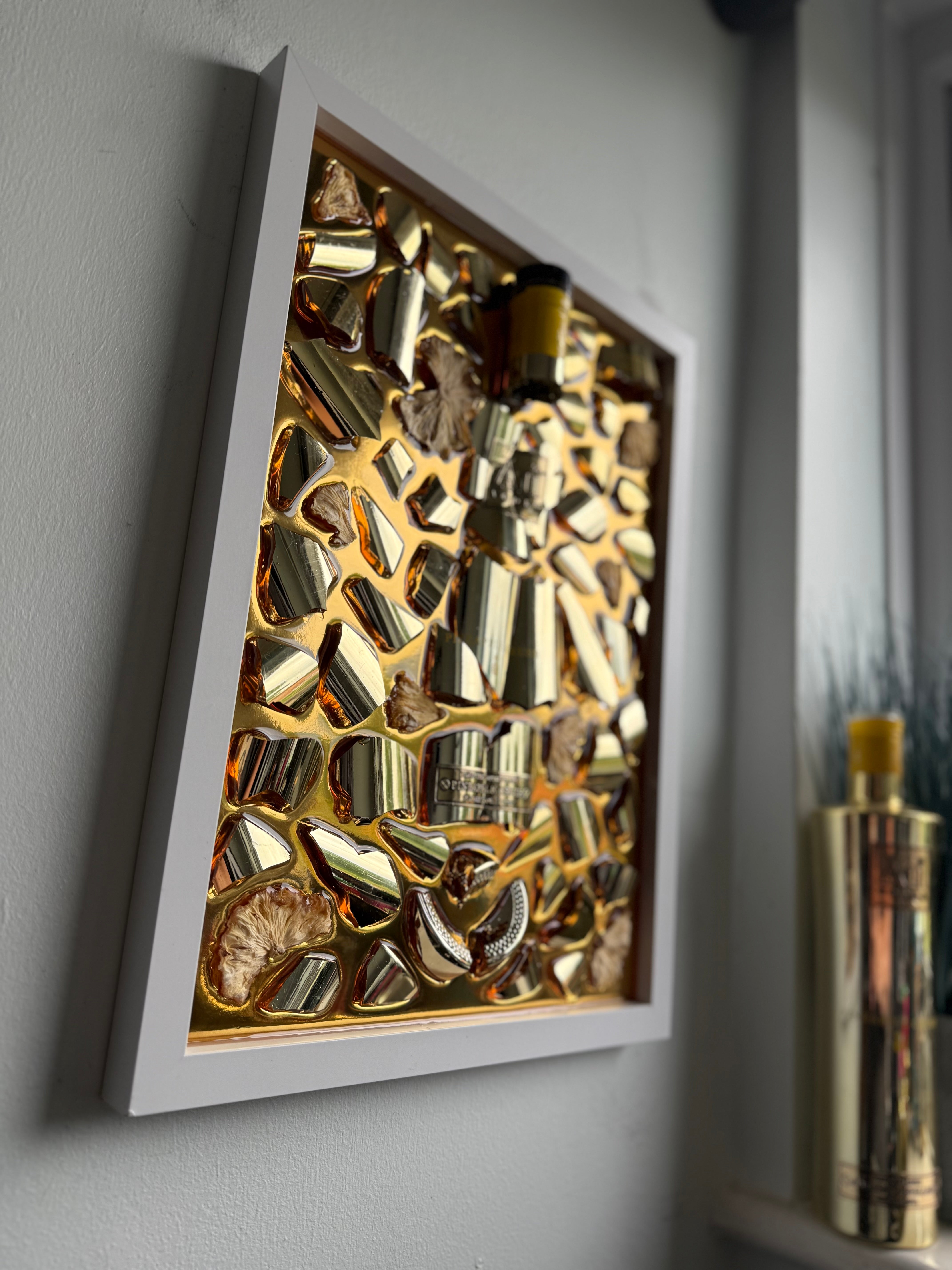 AU PINEAPPLE CRUSH Large White Frame Resin Art