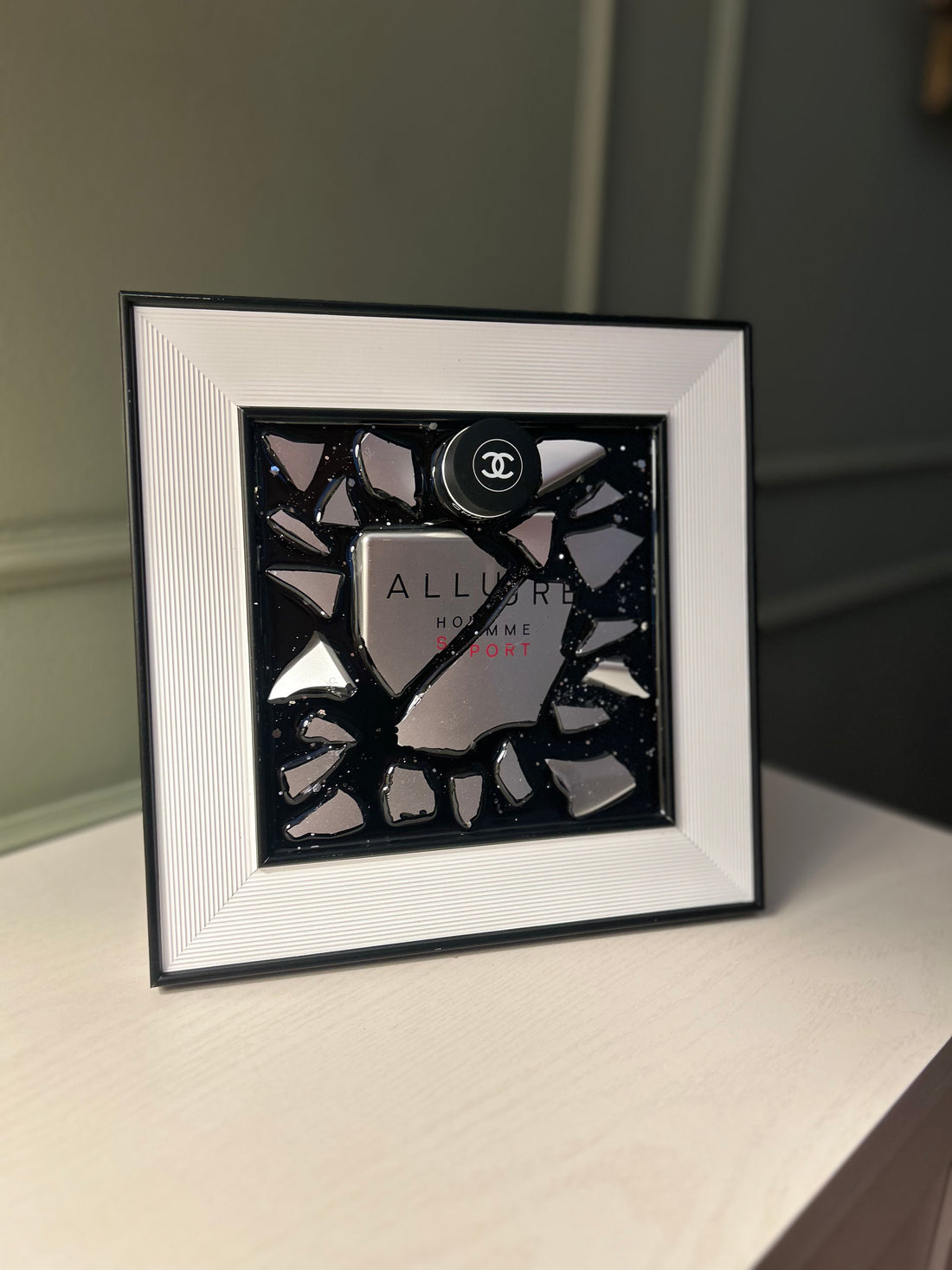CHANEL ALLURE Standard White Frame Resin Art