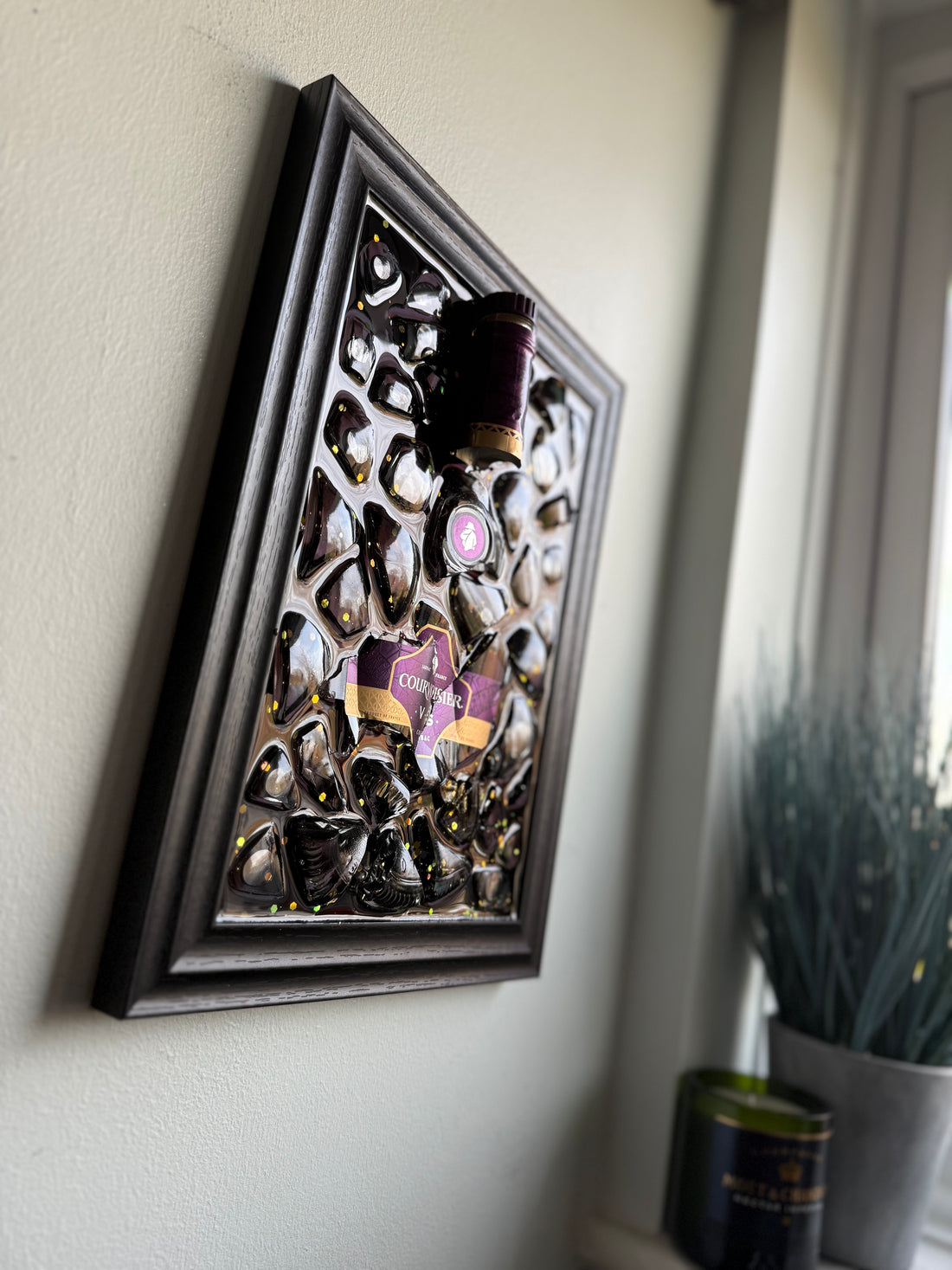COURVOISIER VS Standard frame Resin Art