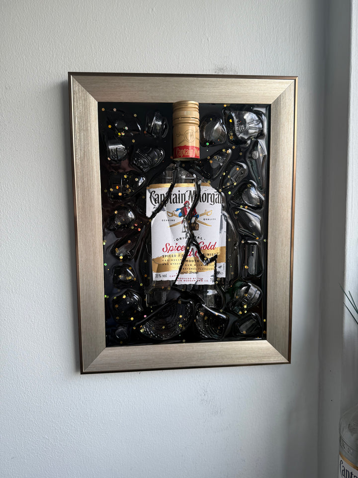 Captain Morgan Standard gold frame Resin Art