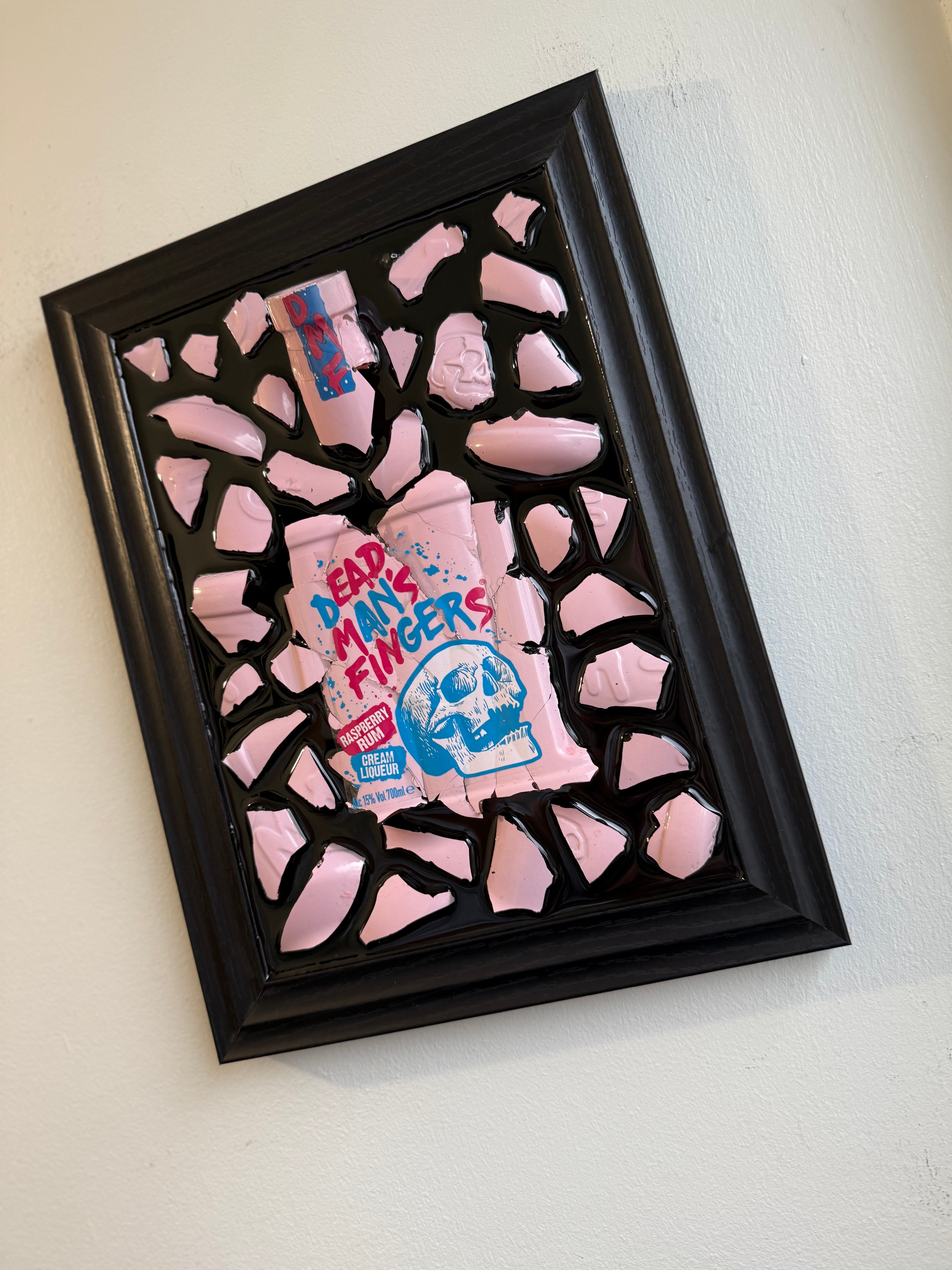DMF DEAD MAN'S FINGERS LIQUOR RUM Standard frame Resin Art
