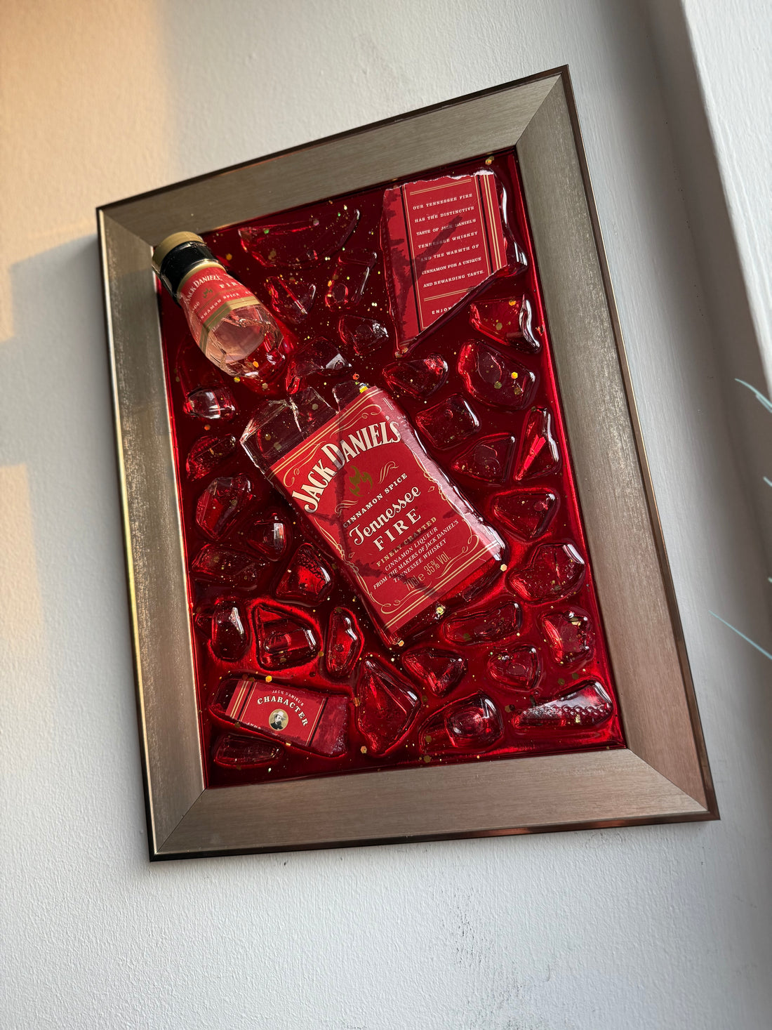JACK DANIELS CINNAMON SPICE Standard Gold Frame Resin Art