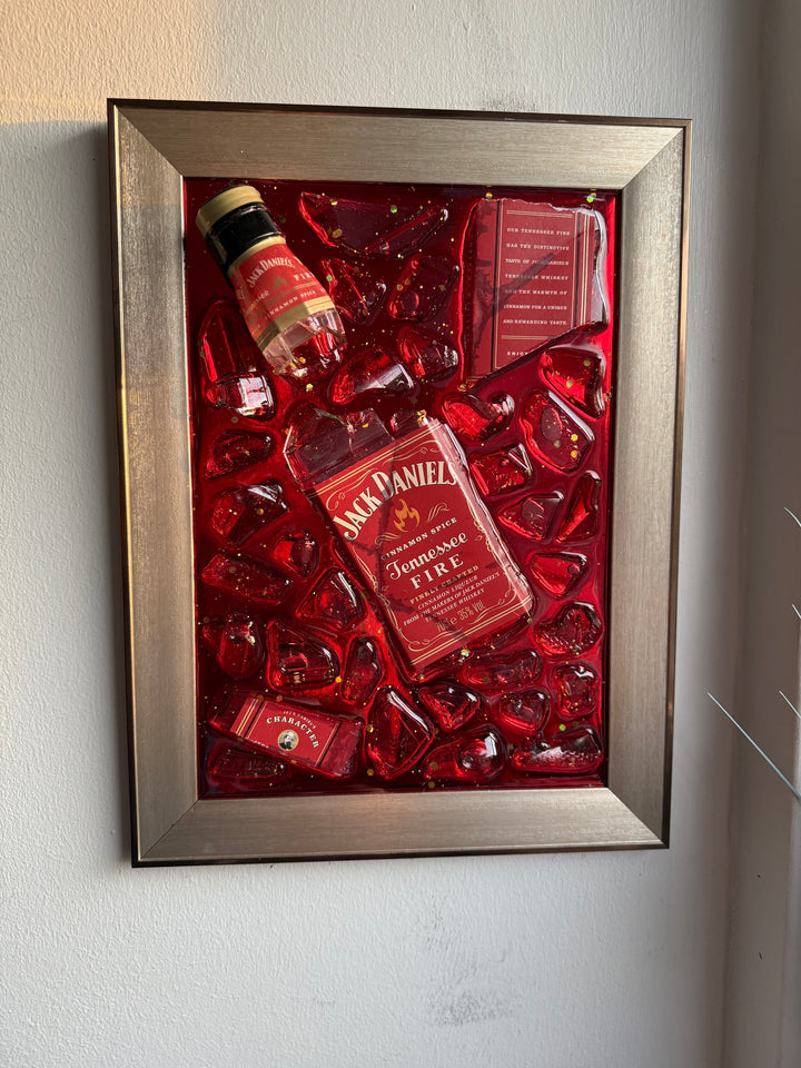 JACK DANIELS CINNAMON SPICE Standard Gold Frame Resin Art