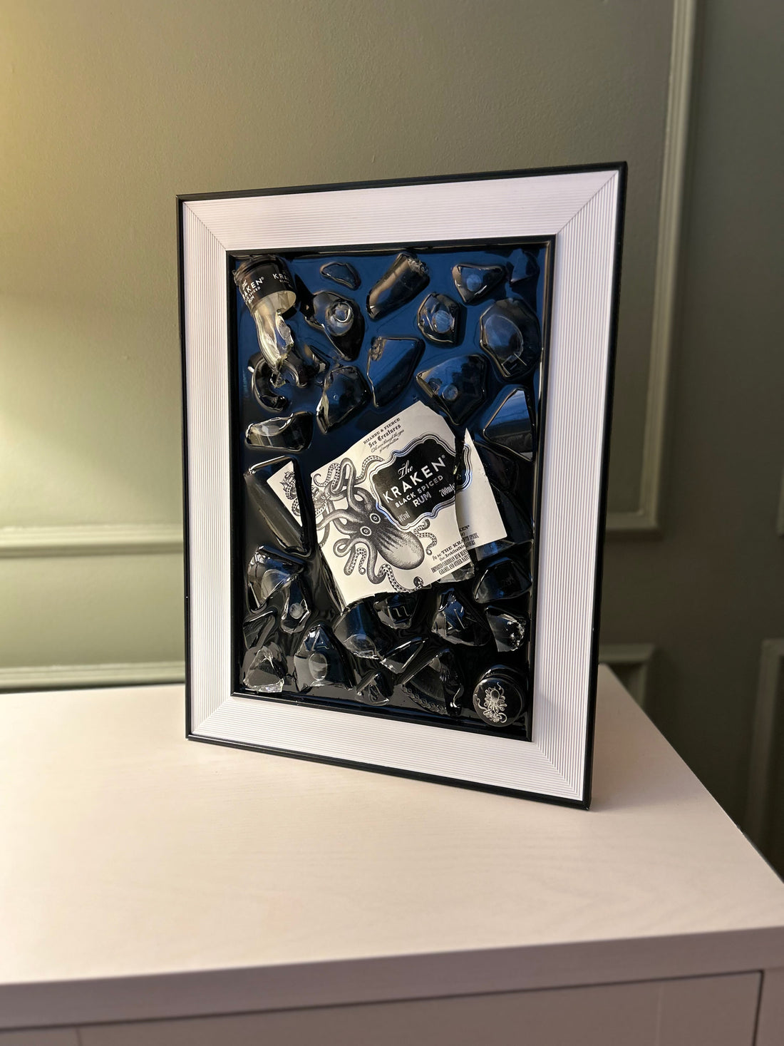 KRAKEN A4 Frame Resin Art