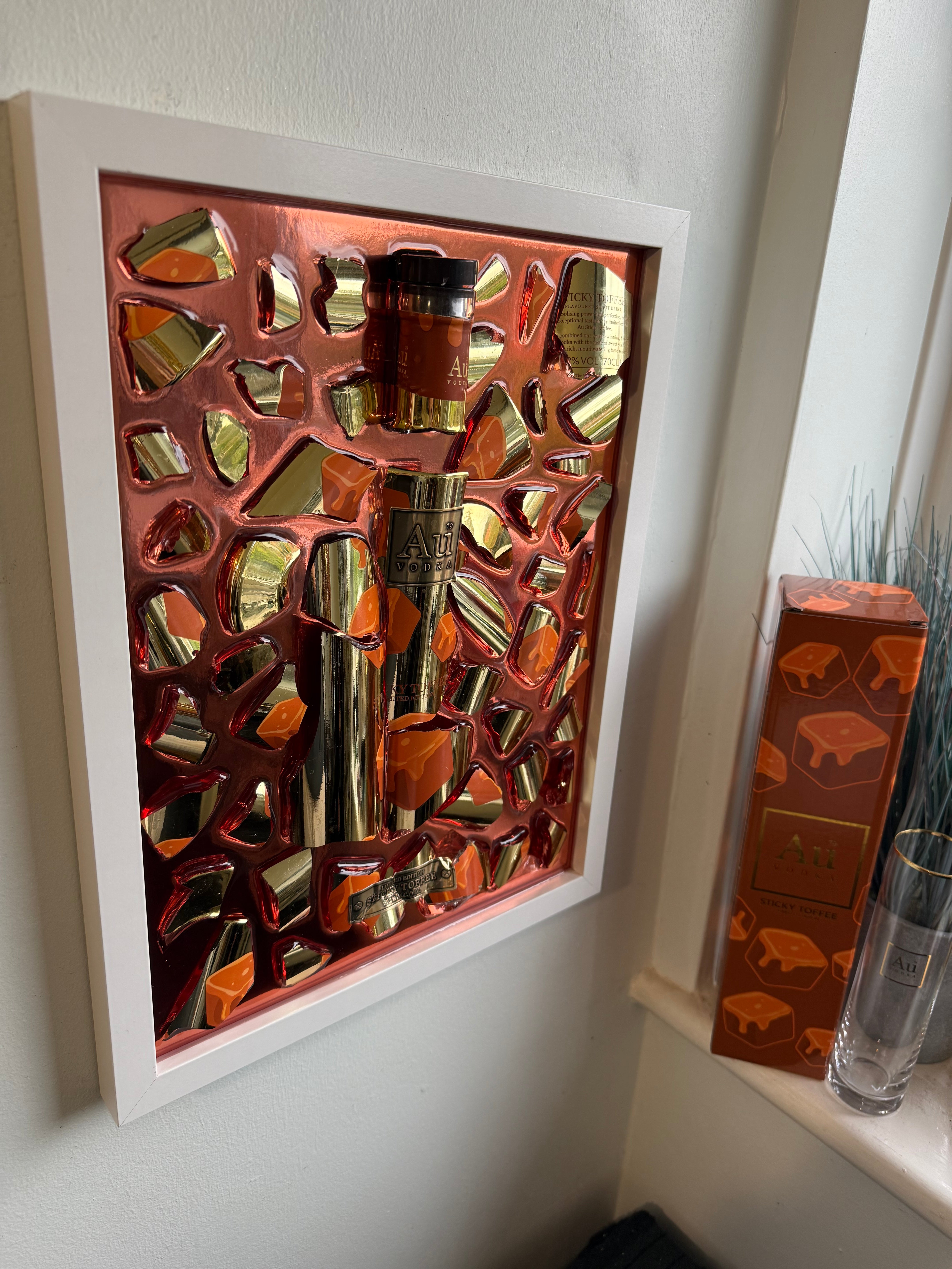 Limited edition Au Sticky Toffee White Large Frame Resin Art