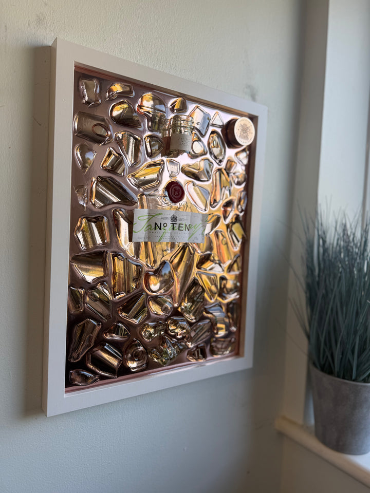 N° TEN TANQUERAY Large White Frame Resin Art