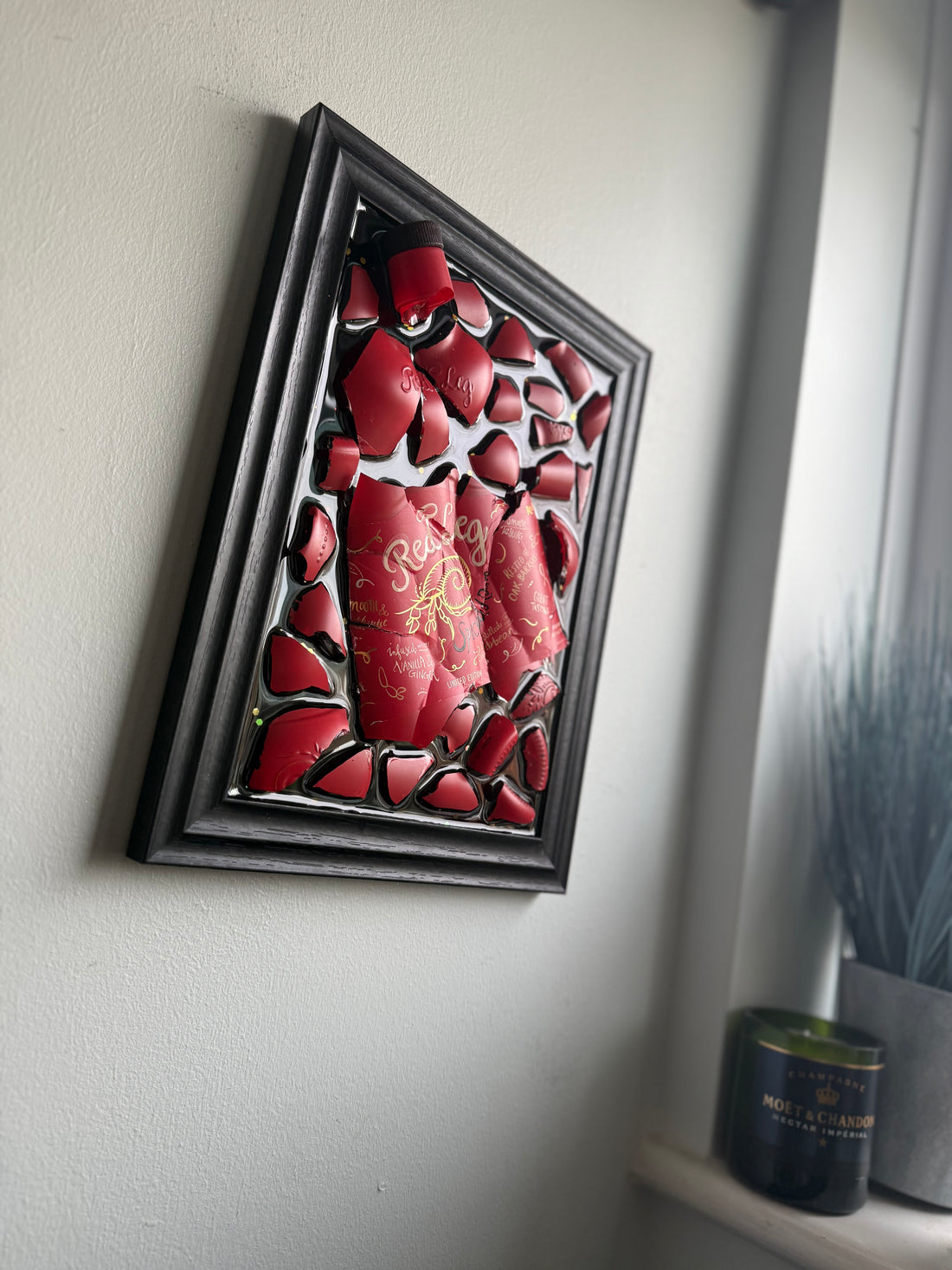 RED LEG RUM Standard frame Resin Art