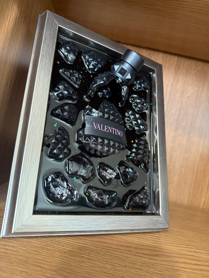 VALENTINO PINK Aftershave Frame Resin Art