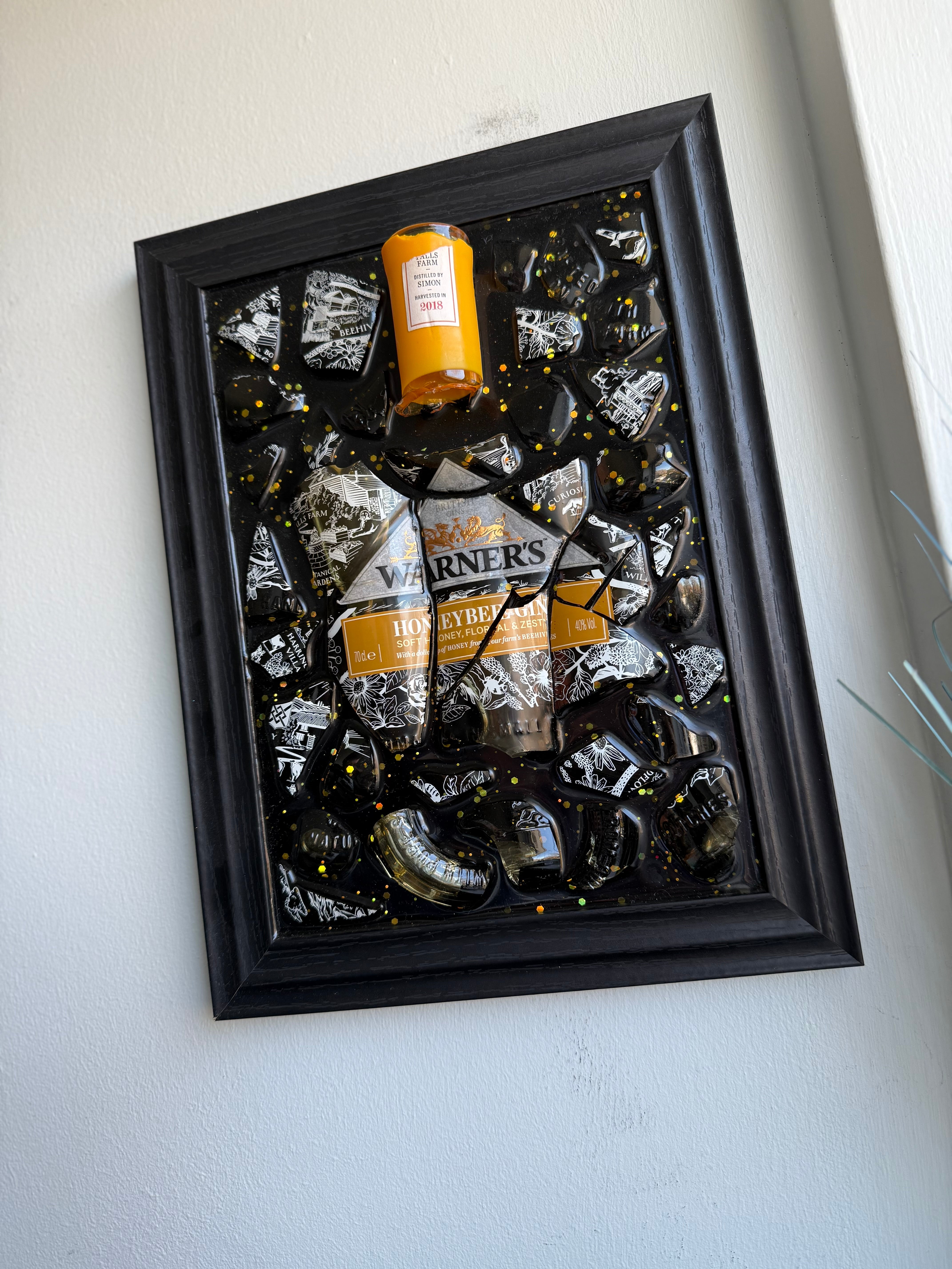WARNER'S GIN Standard frame Resin Art