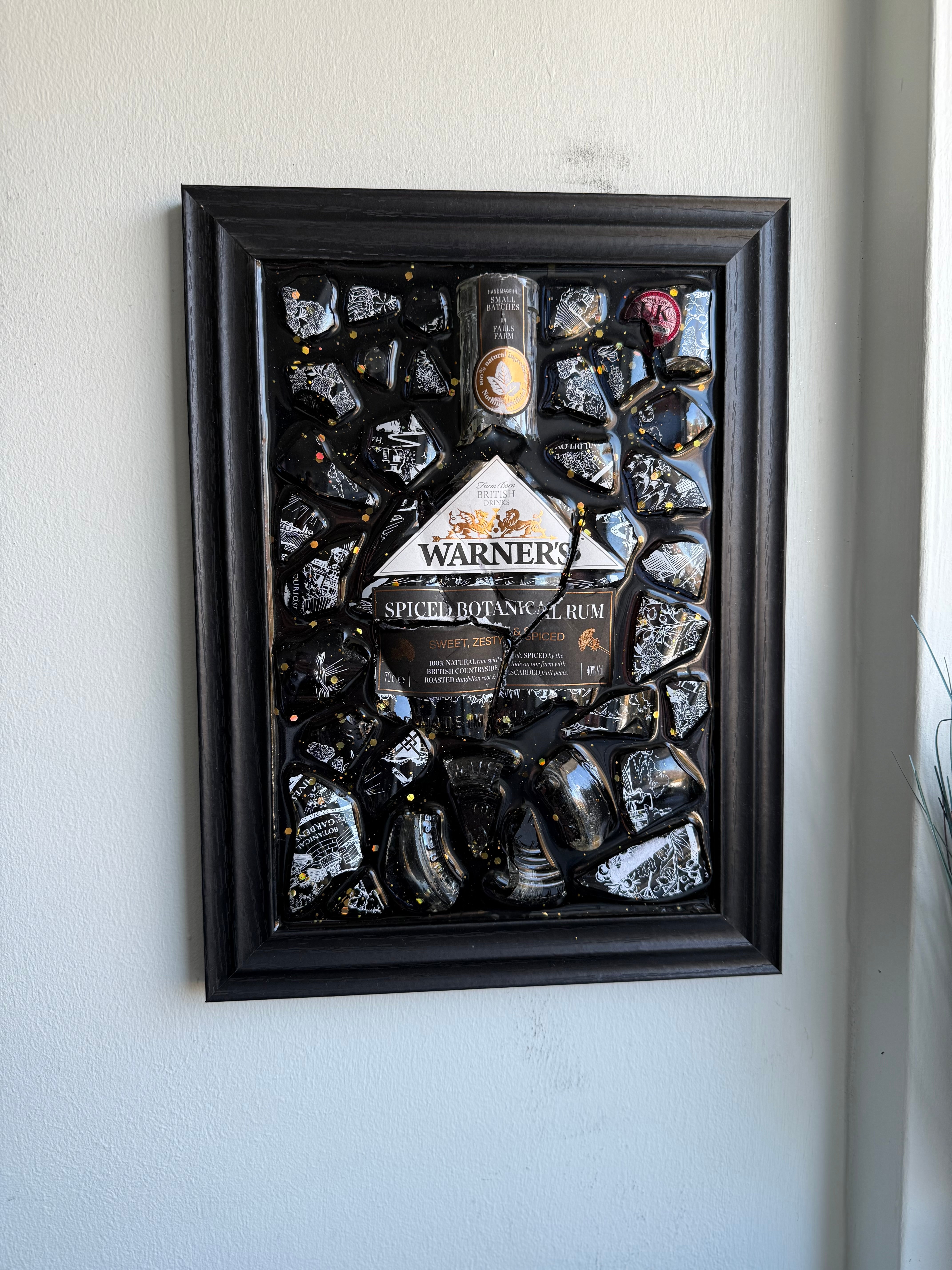 WARNER'S RUM Standard frame Resin Art